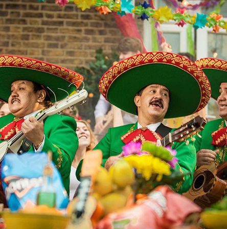 Doritos Mariachi (2012)